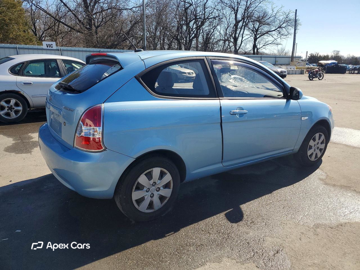 Hyundai Accent 2011