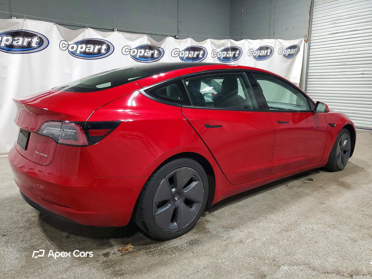 Tesla Model 3 2022