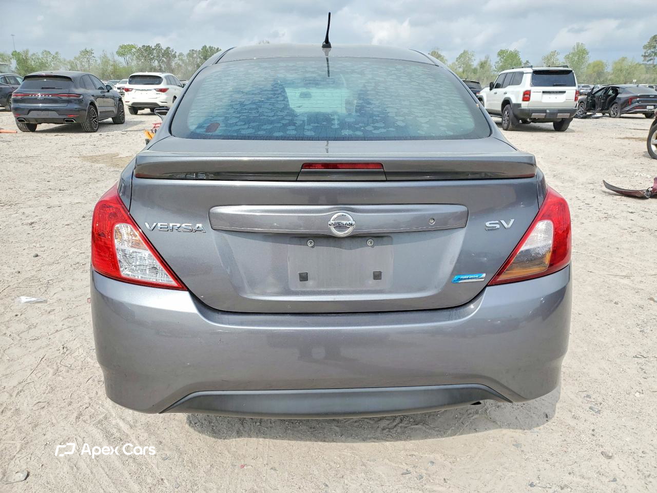 Nissan Versa 2016