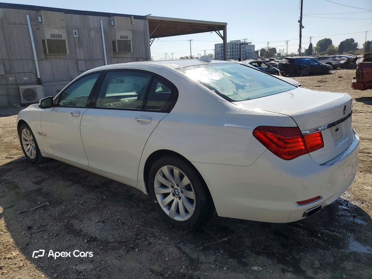 BMW Series 7 2009