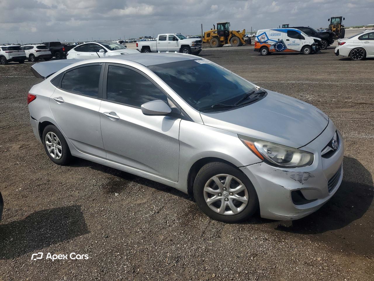 Hyundai Accent 2013