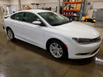 Chrysler 200 2016