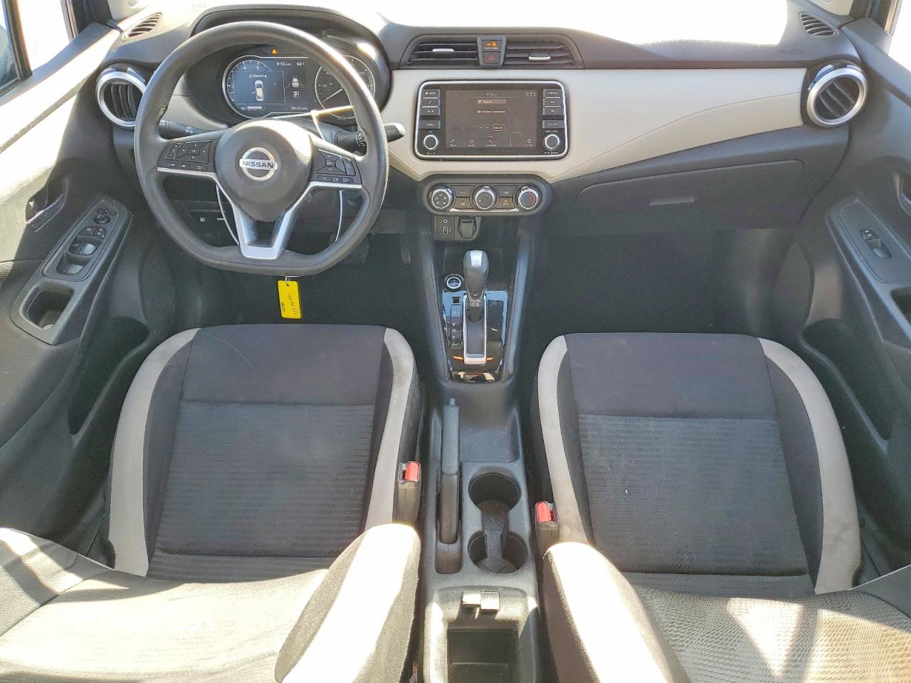 Nissan Versa 2021