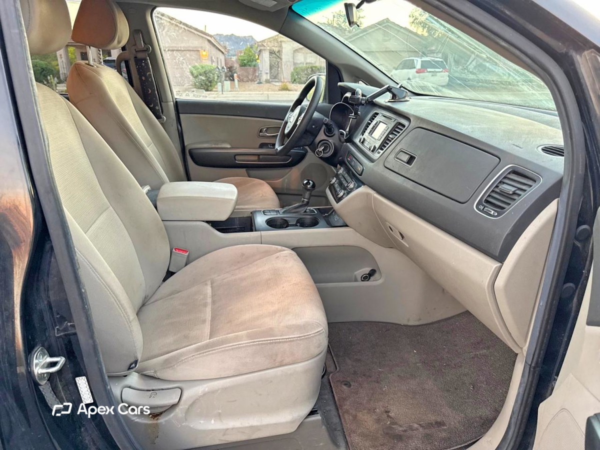 Kia Sedona 2015