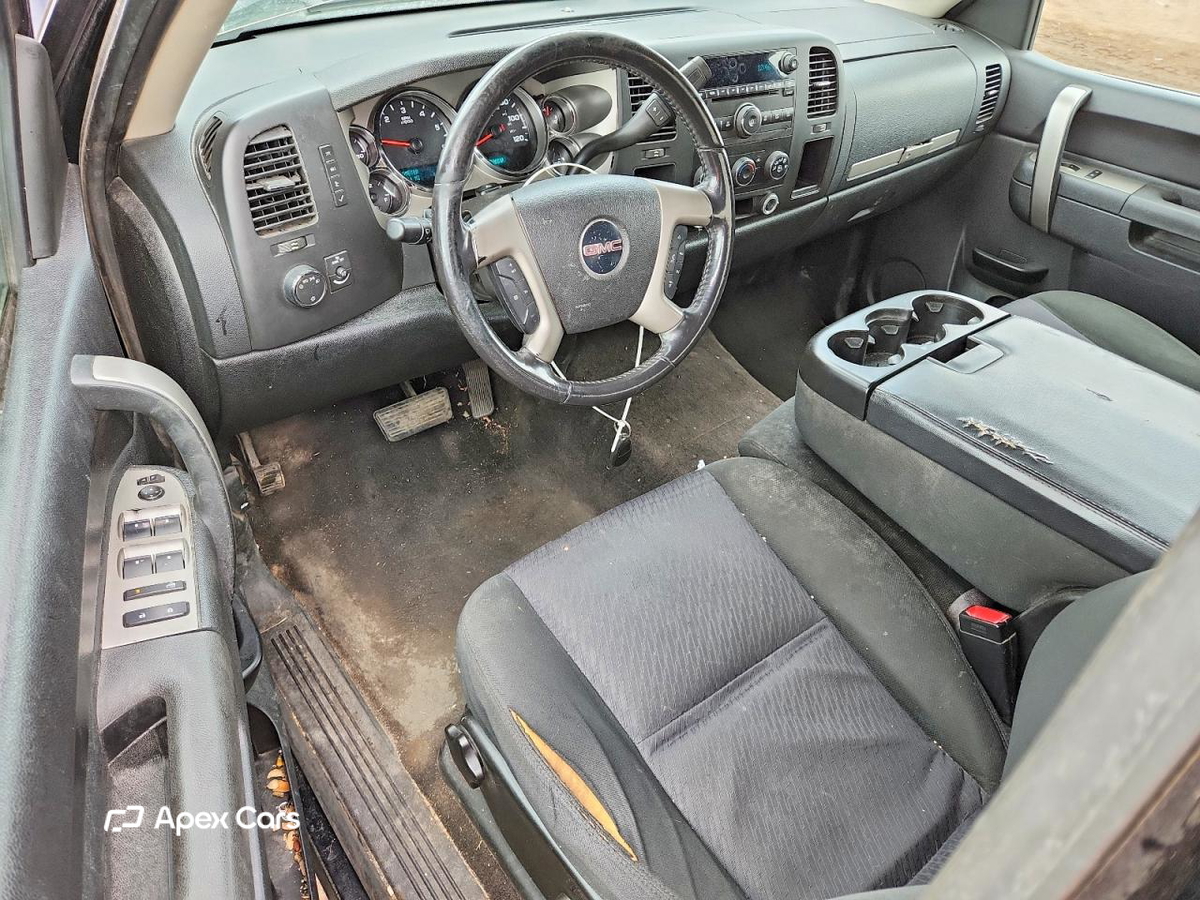 GMC Sierra 2011