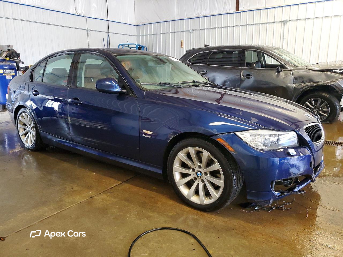 BMW Series 3 2011
