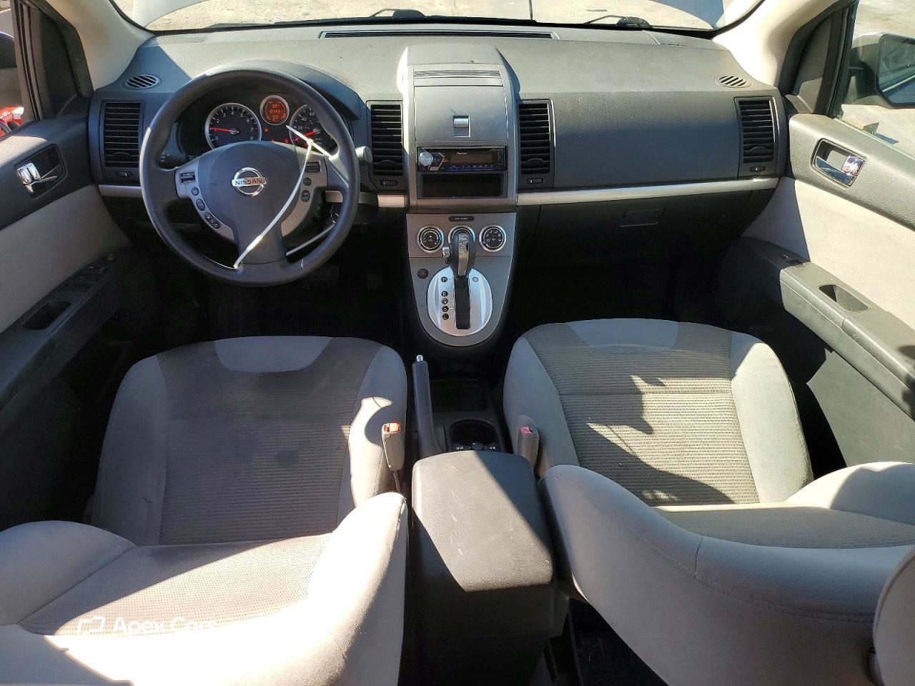 Nissan Sentra 2010