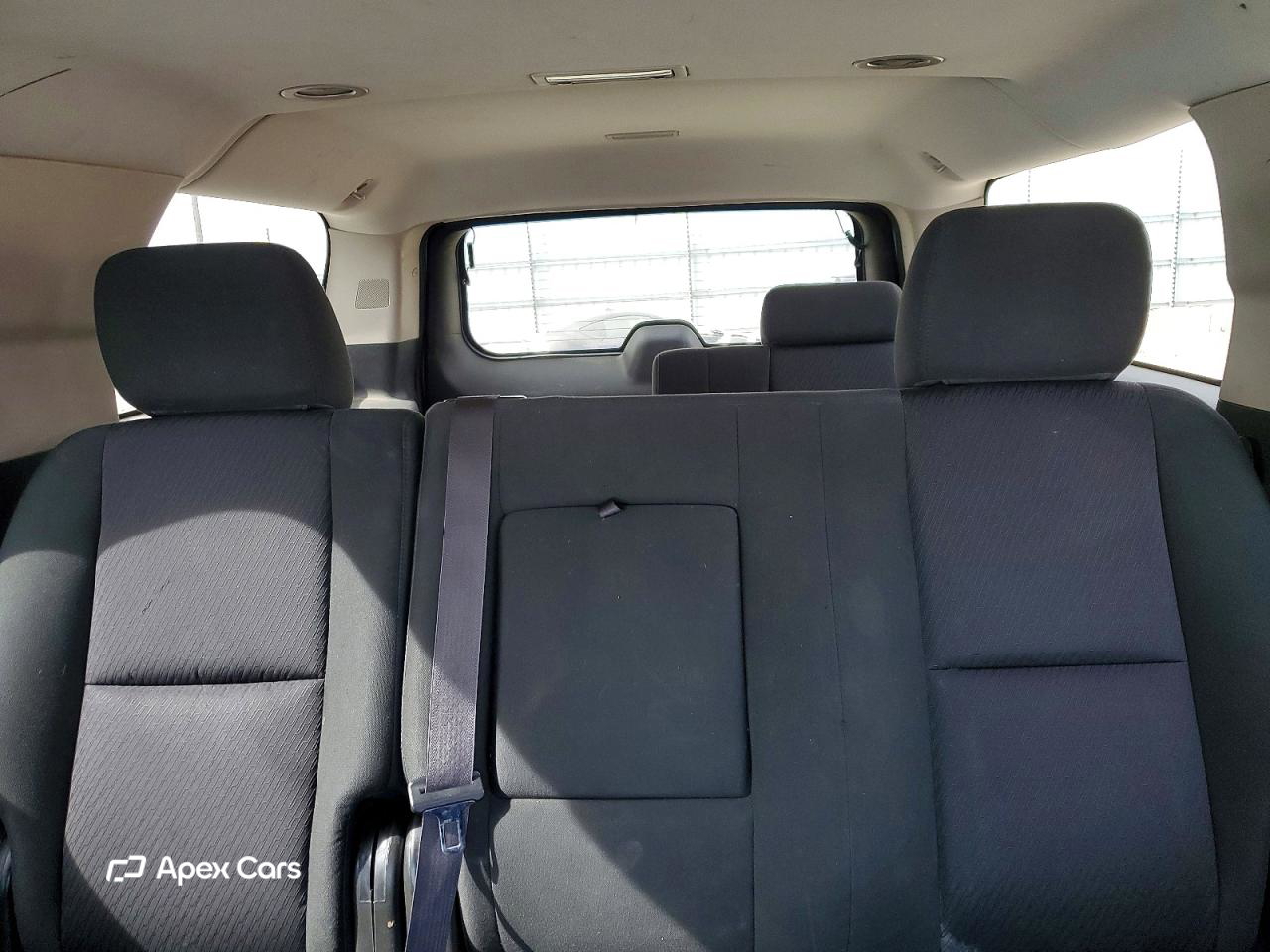 Chevrolet Suburban 2013