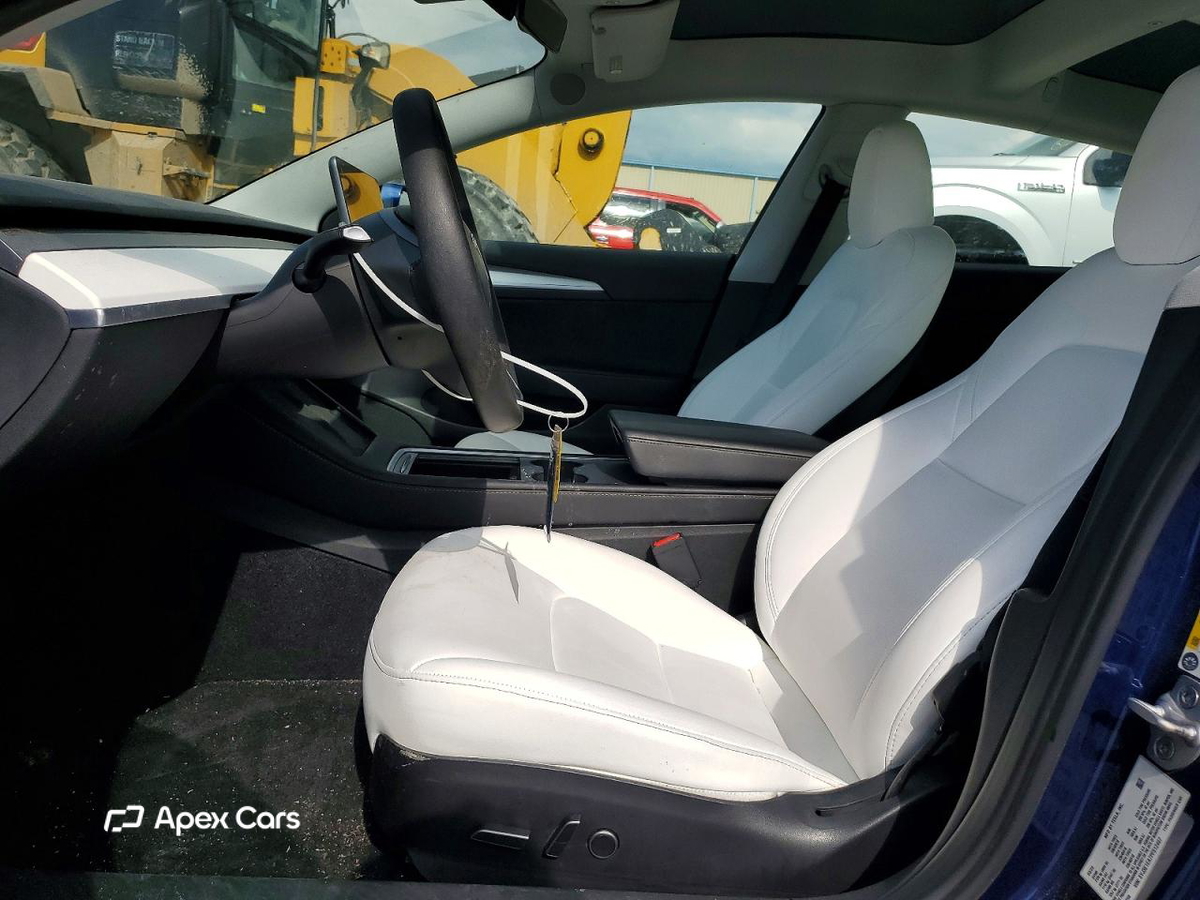 Tesla Model 3 2023