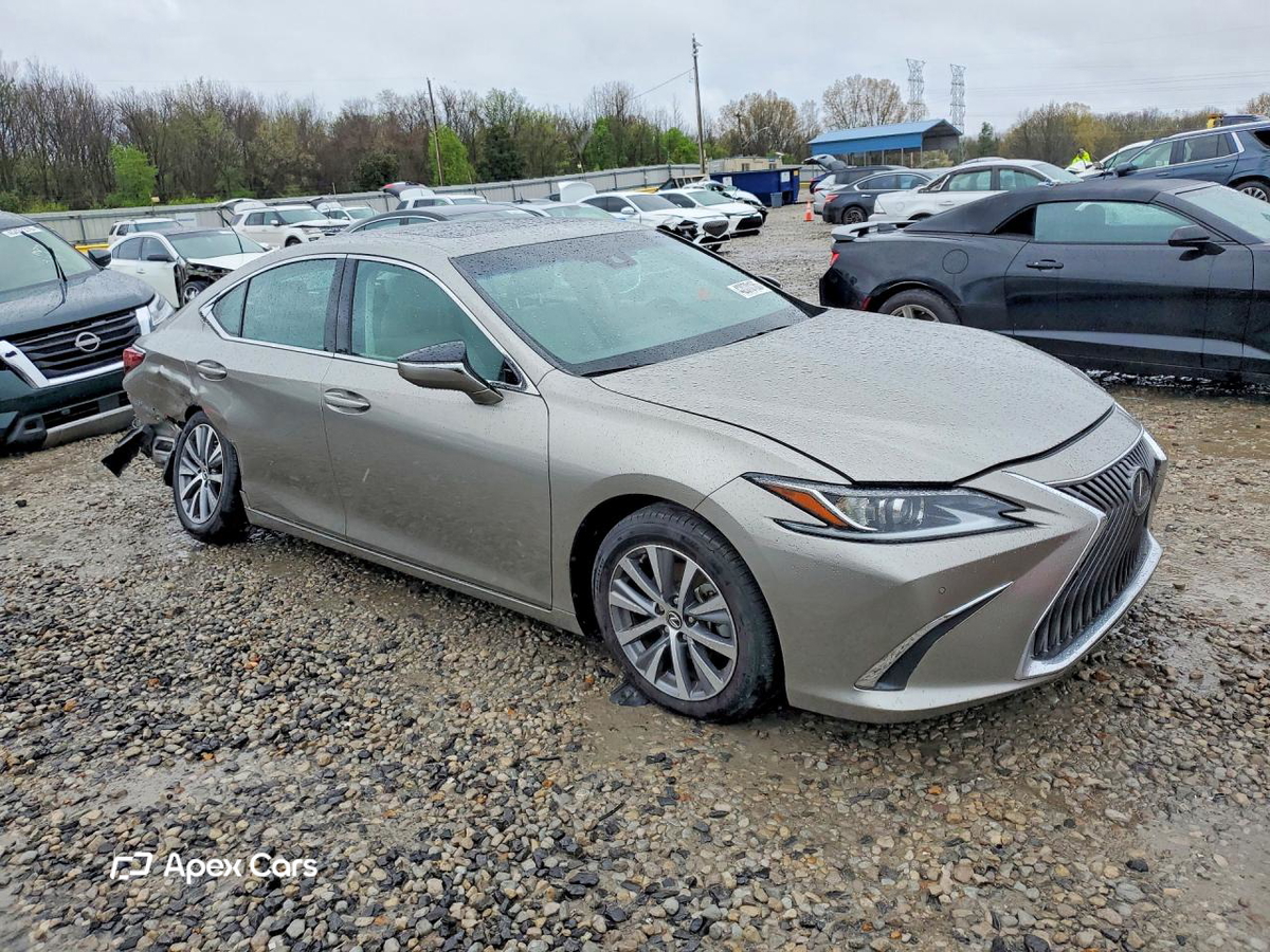 Lexus ES 2021