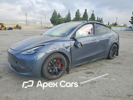 Tesla Model Y 2023 - Zdjęcie 1 z 14