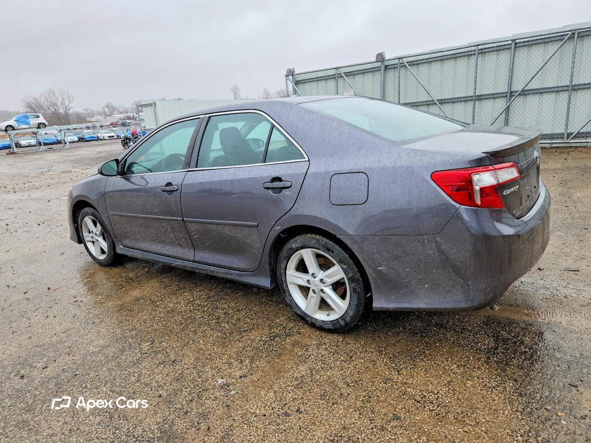 Toyota Camry 2012
