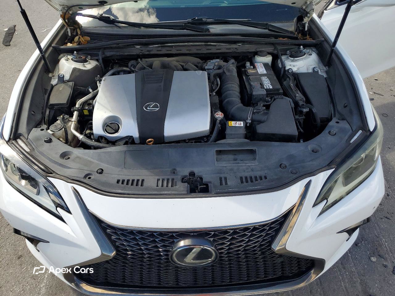 Lexus ES 2019
