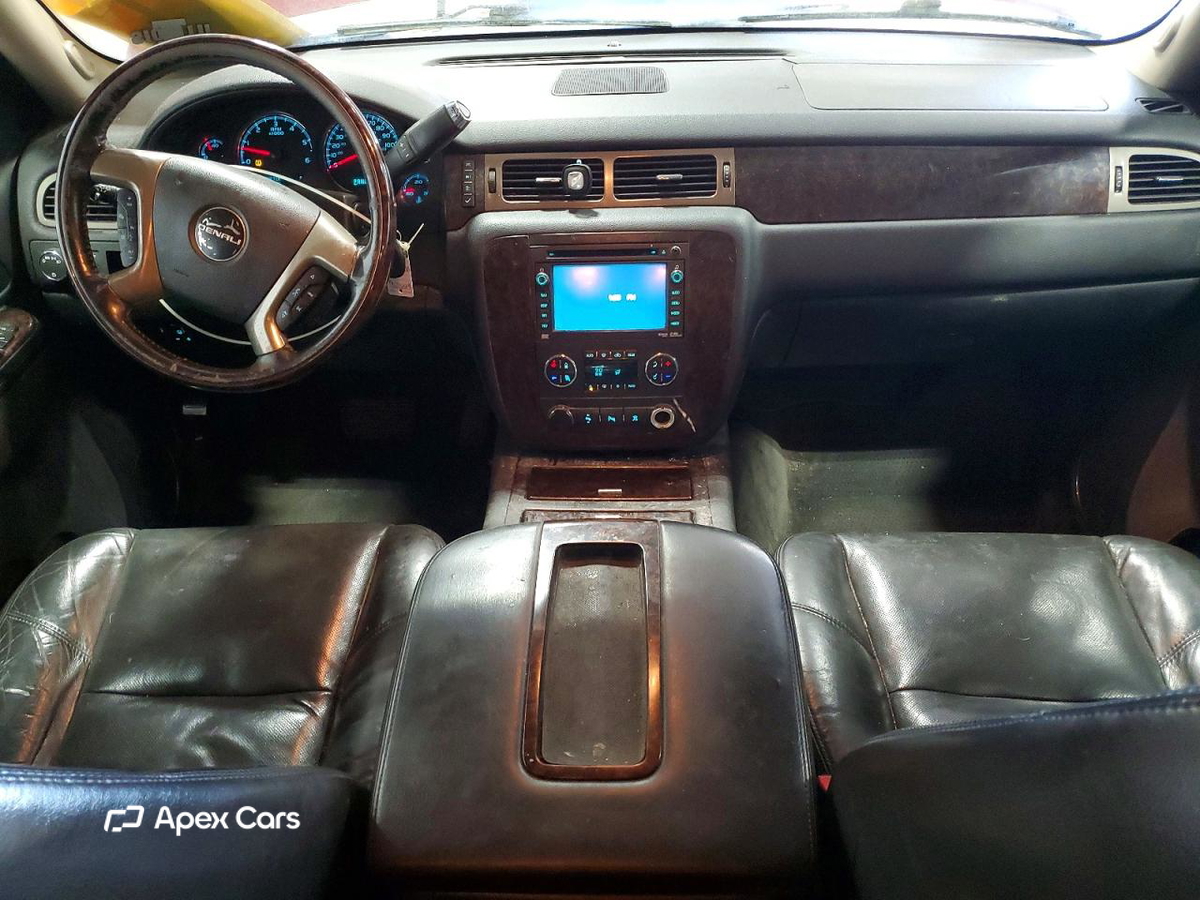 GMC Yukon 2010