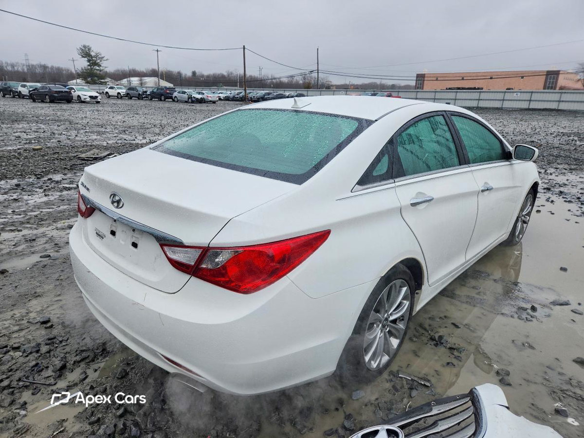 Hyundai Sonata 2013