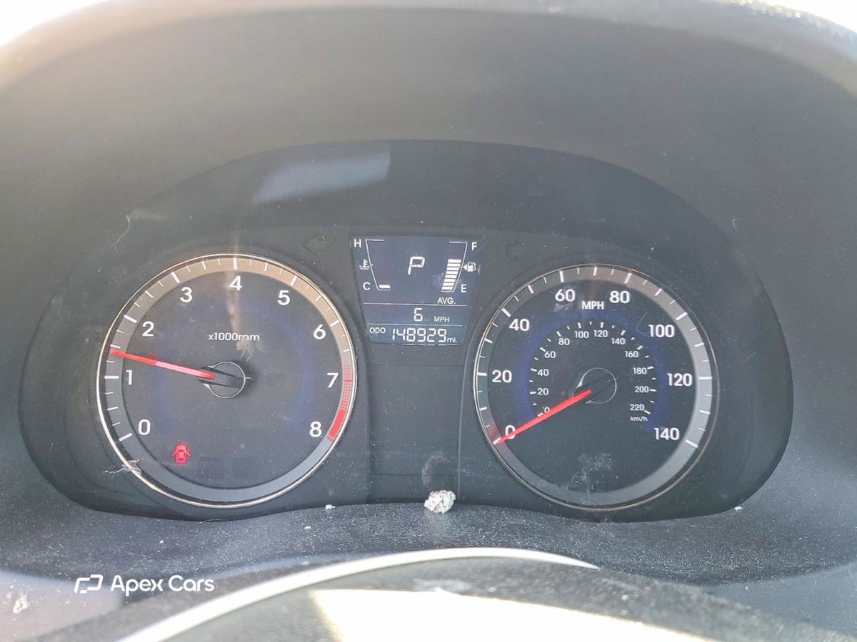 Hyundai Accent 2012