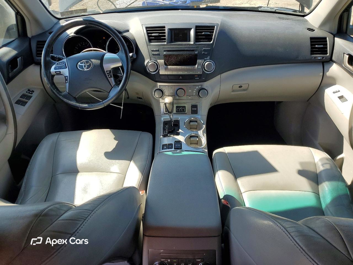 Toyota Highlander 2011