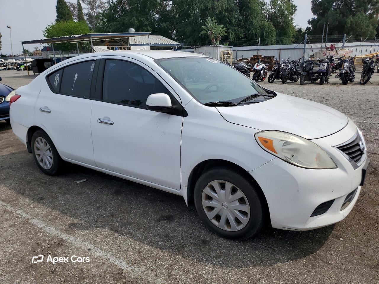 Nissan Versa 2012