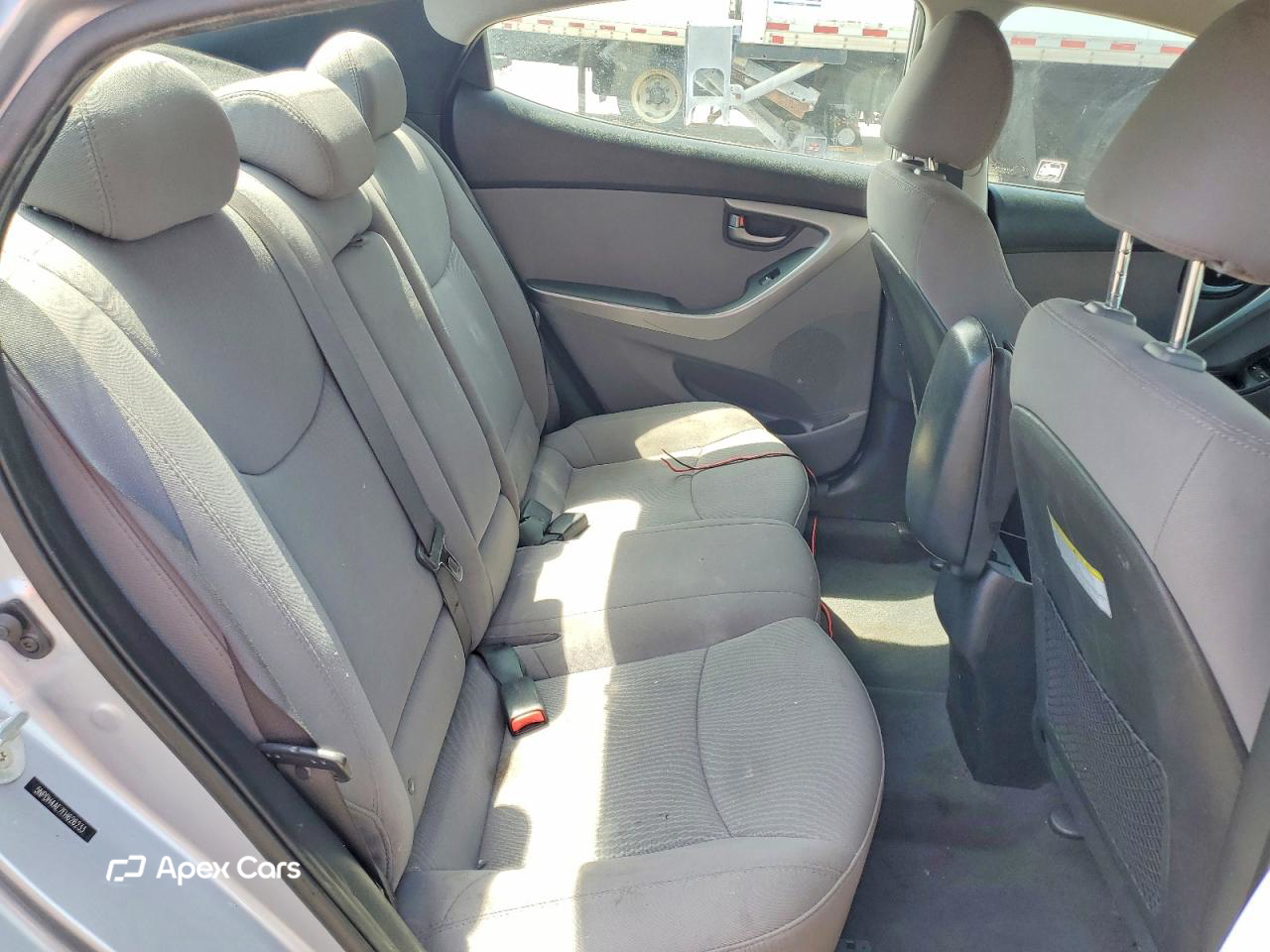 Hyundai Elantra 2015