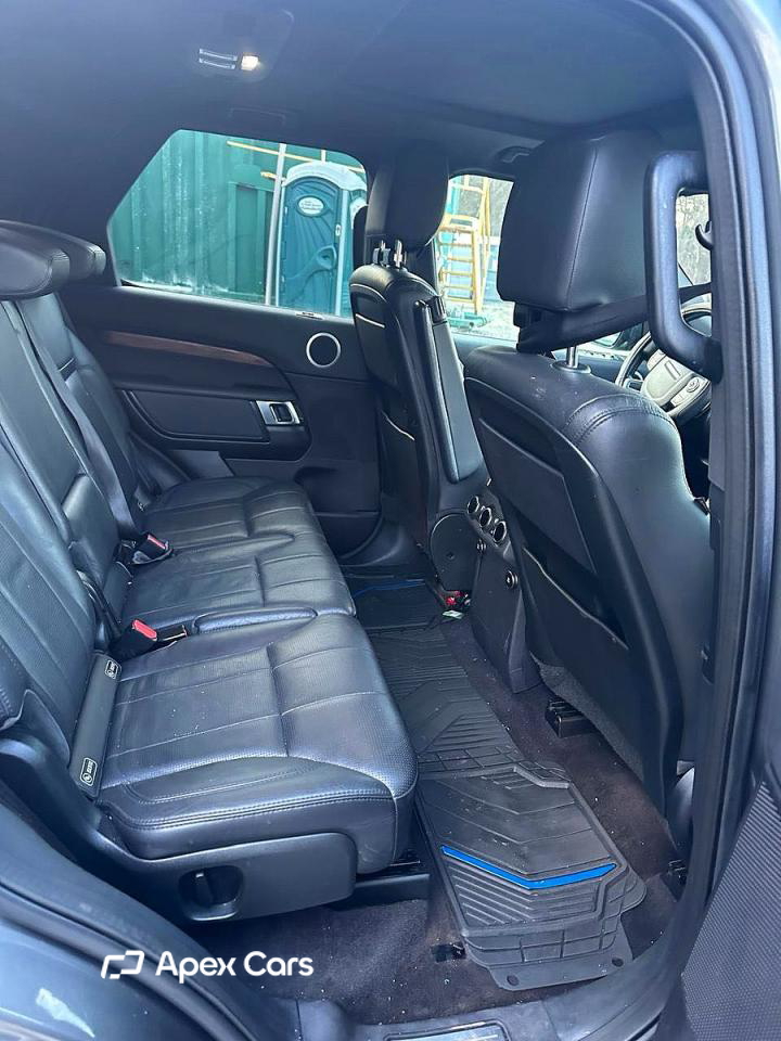 Land Rover Discovery 2018