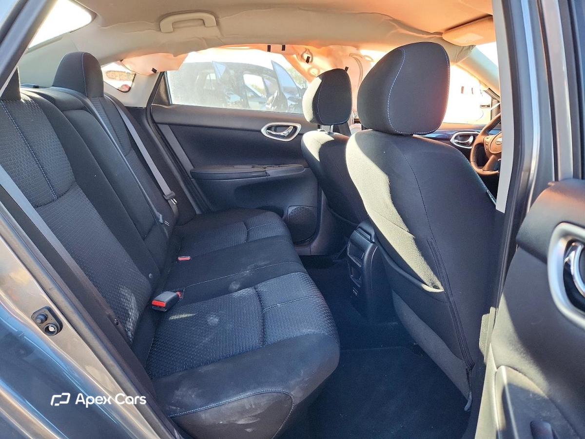 Nissan Sentra 2018