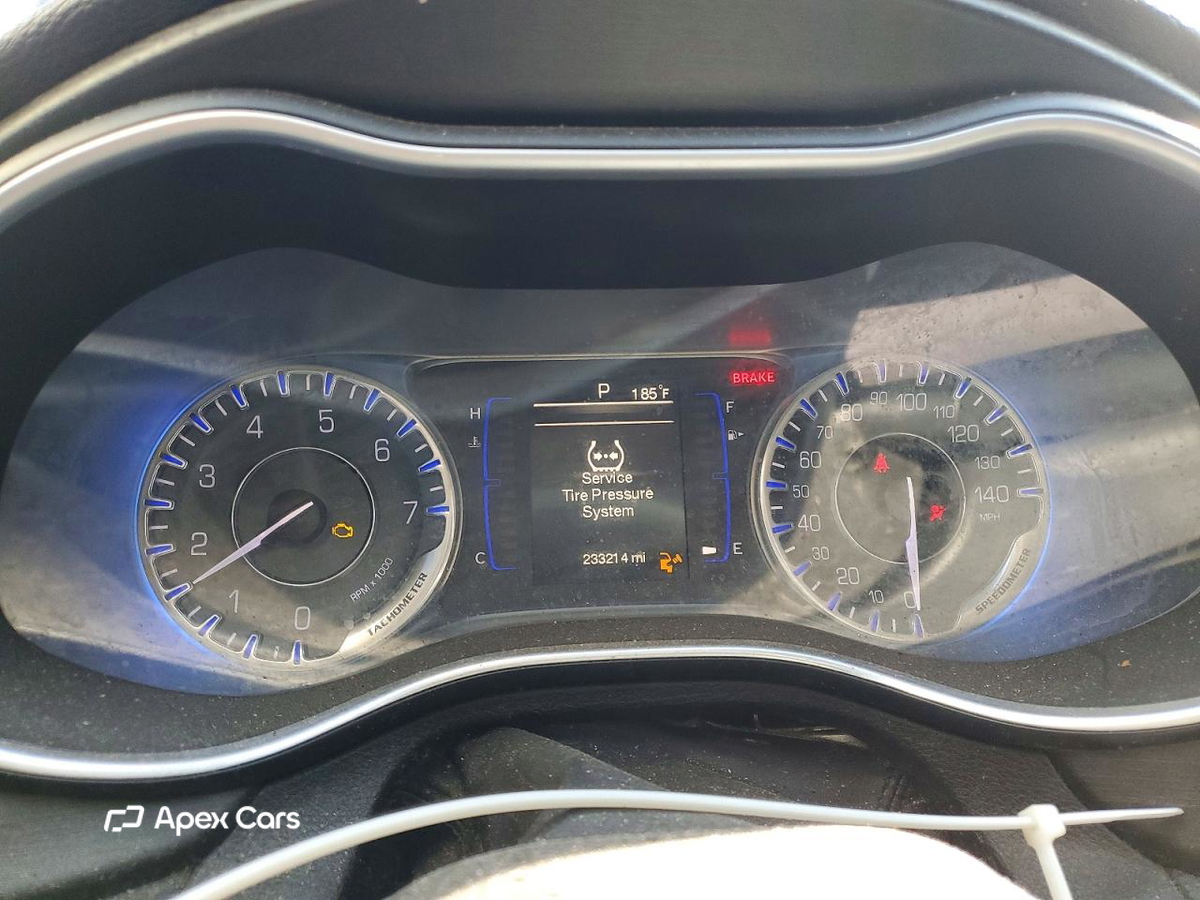 Chrysler 200 2015