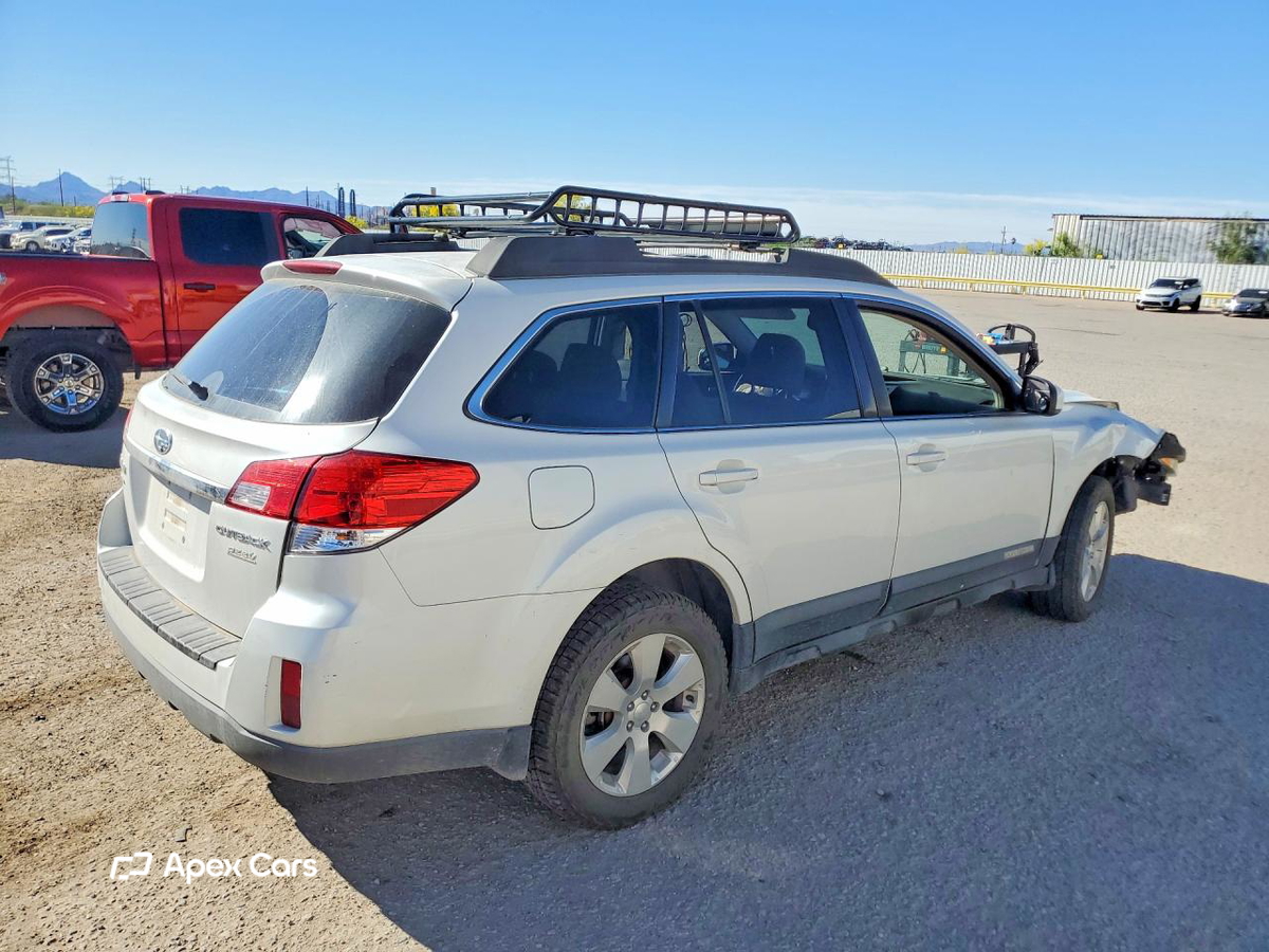 Subaru Outback 2011