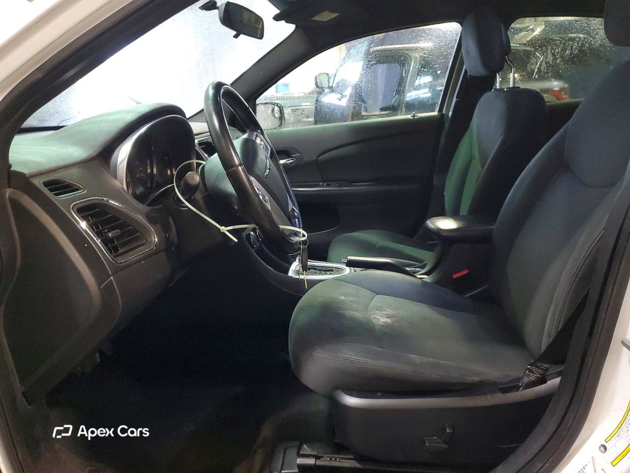 Chrysler 200 2012