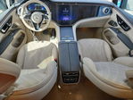 Mercedes-Benz  2025
