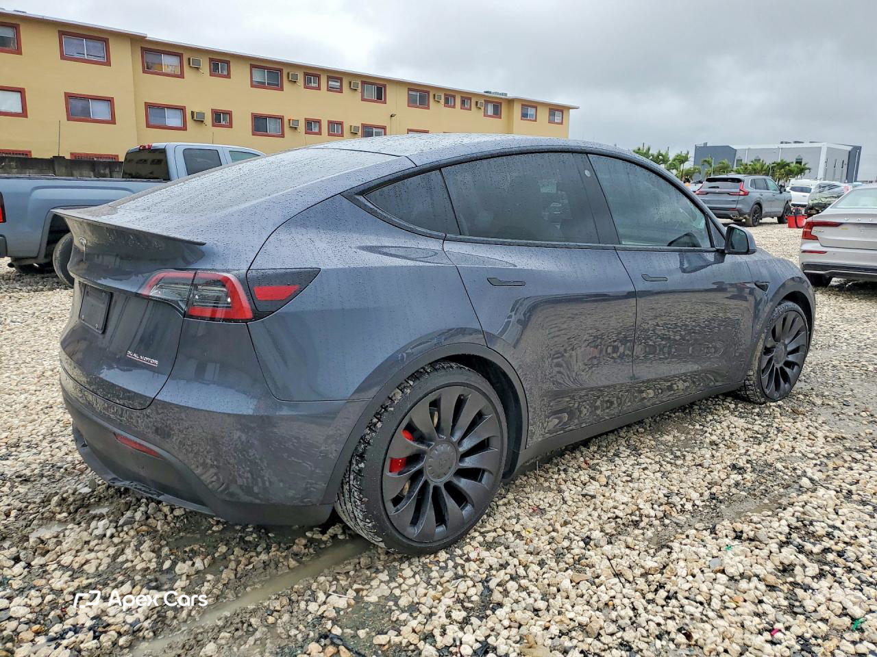 Tesla Model Y 2022