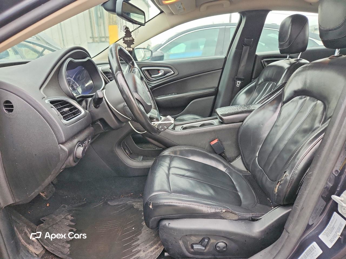 Chrysler 200 2016