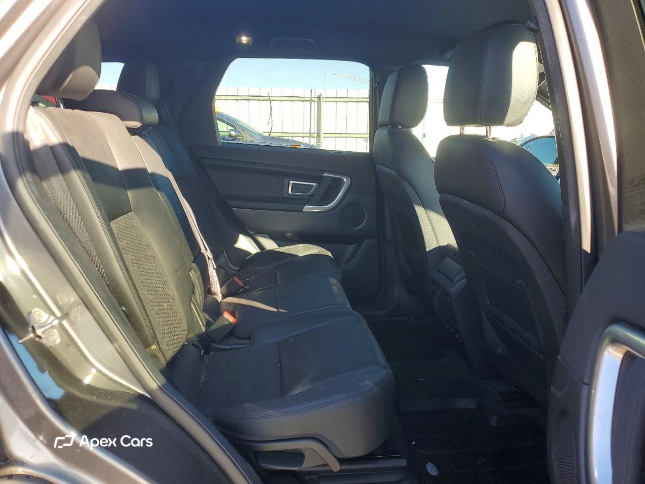 Land Rover Discovery 2019