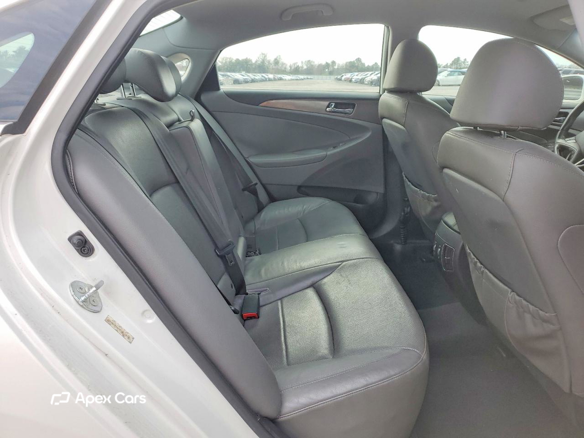 Hyundai Sonata 2012
