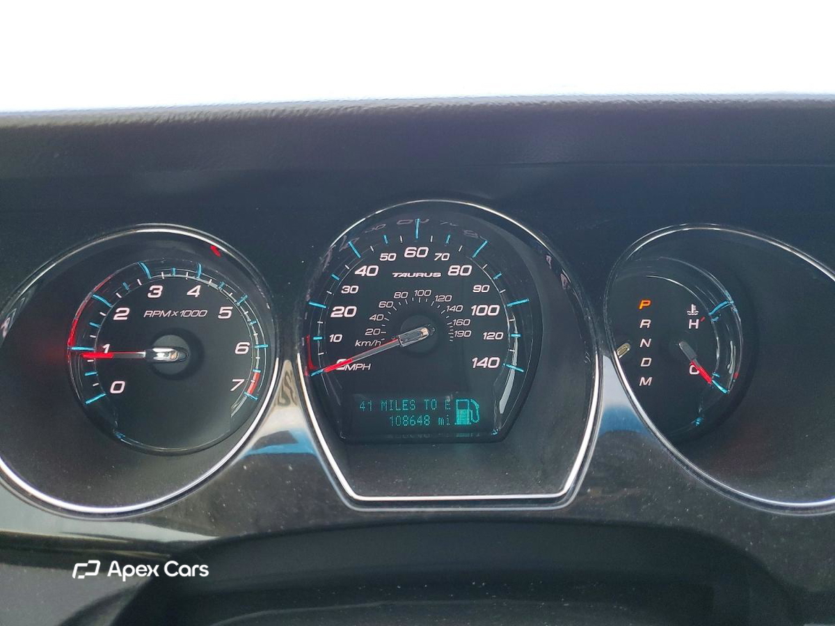 Ford Taurus 2011