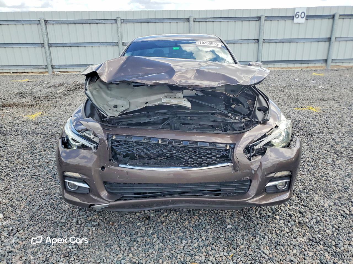 Infiniti Q50 2015