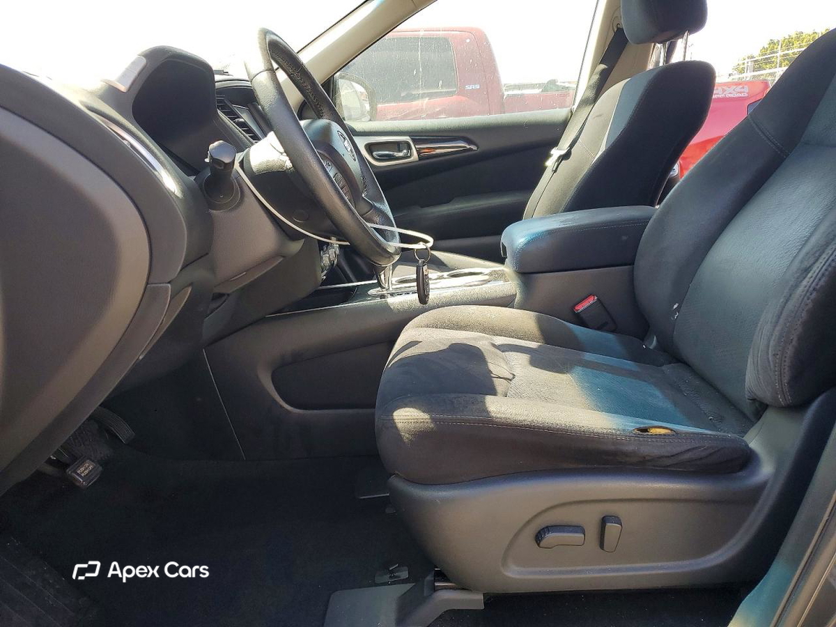 Nissan Pathfinder 2013