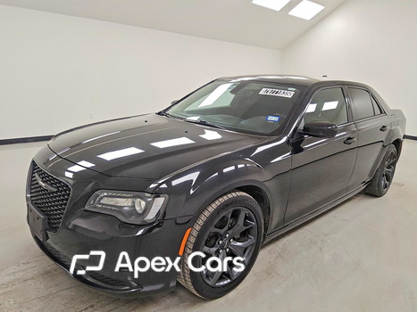 Chrysler 300 2023 - Image 1 of 13