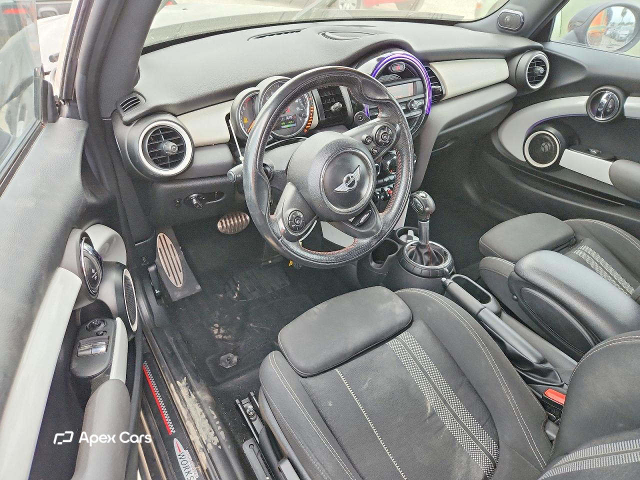 MINI Cooper 2015