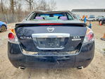 Nissan Altima 2011
