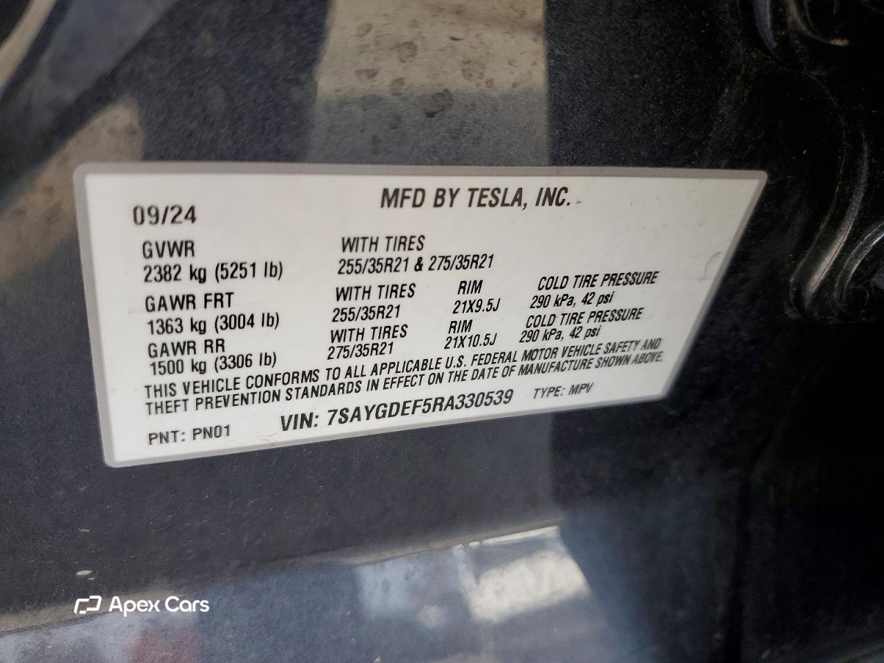 Tesla Model Y 2024