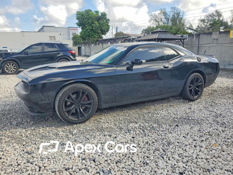 Dodge Challenger 2016 - Image 1 of 13