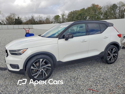 Volvo XC40 2019 - Image 1 of 15