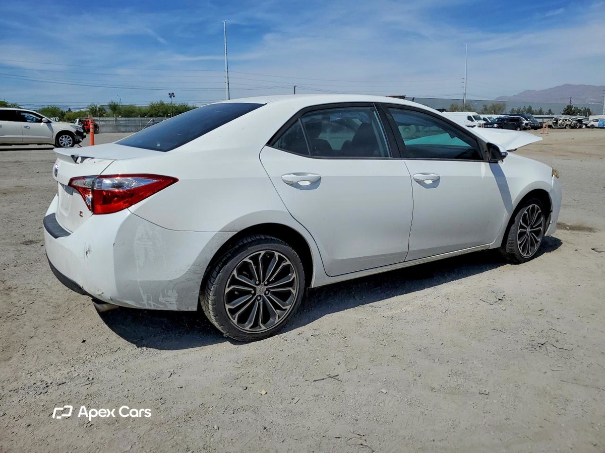 Toyota Corolla 2015