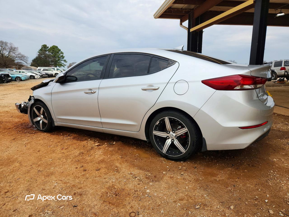 Hyundai Elantra 2018