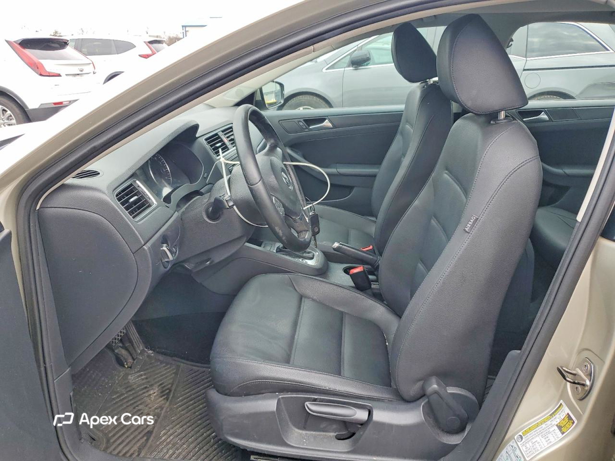 Volkswagen Jetta 2012