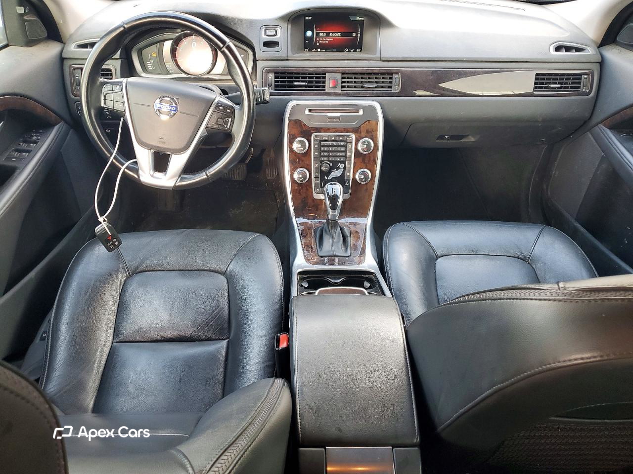 Volvo XC70 2015