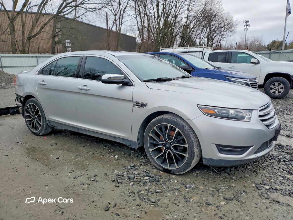 Ford Taurus 2017