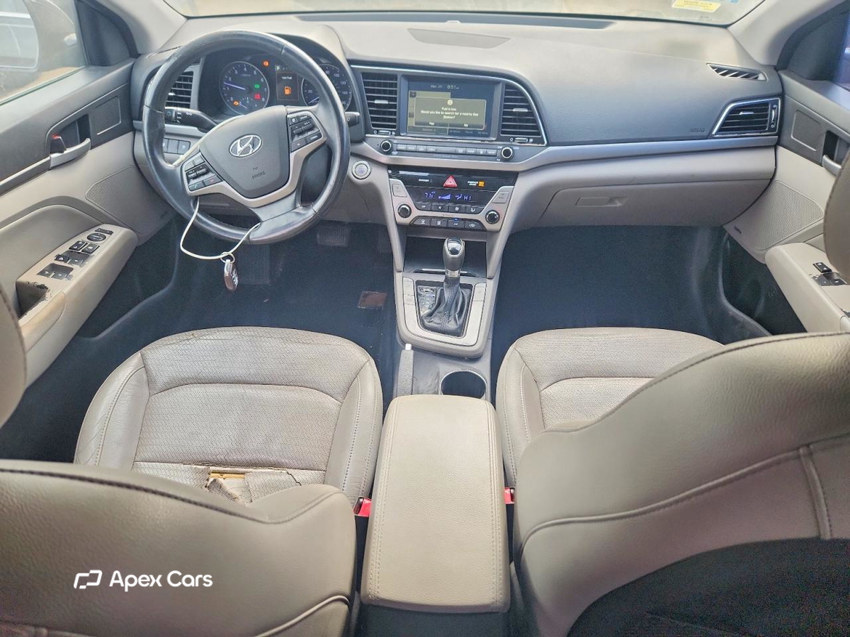 Hyundai Elantra 2017