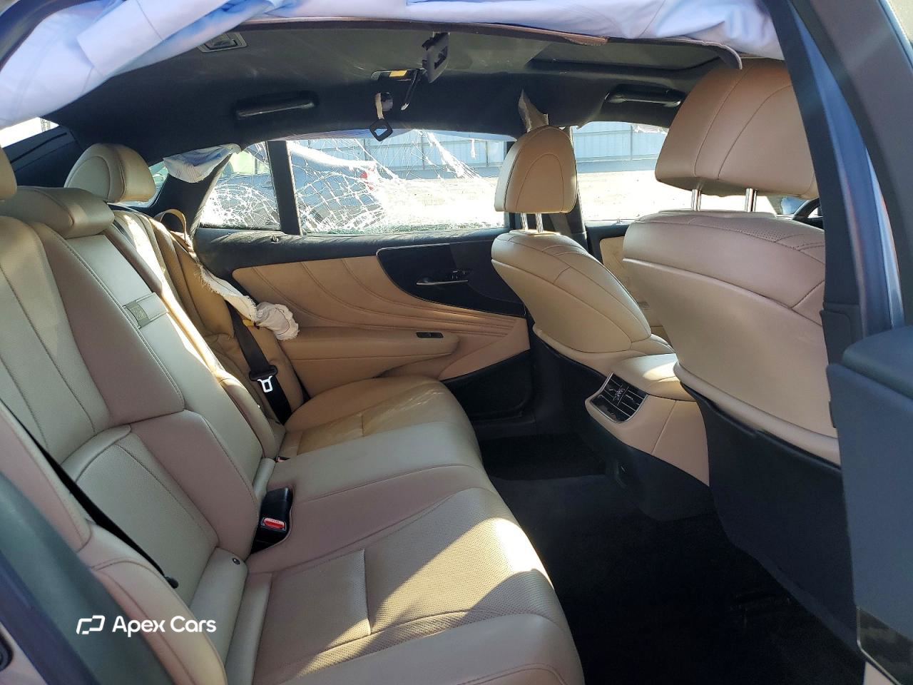 Lexus LS 2021