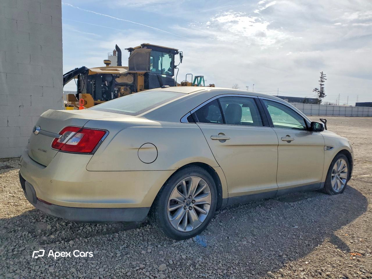 Ford Taurus 2011